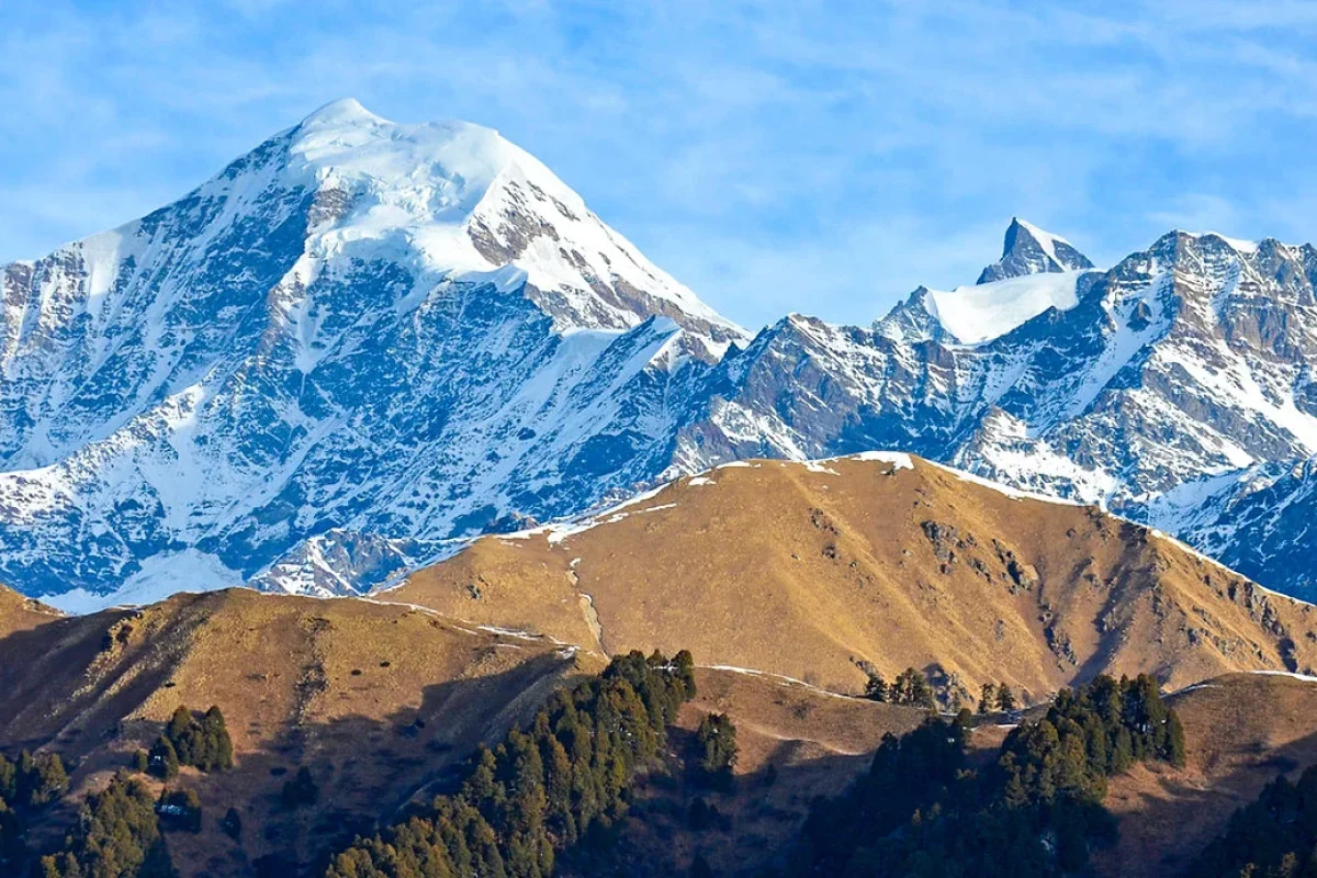 23cbeb49-2796-4c41-9856-425c51914339_Black-Peak (2)