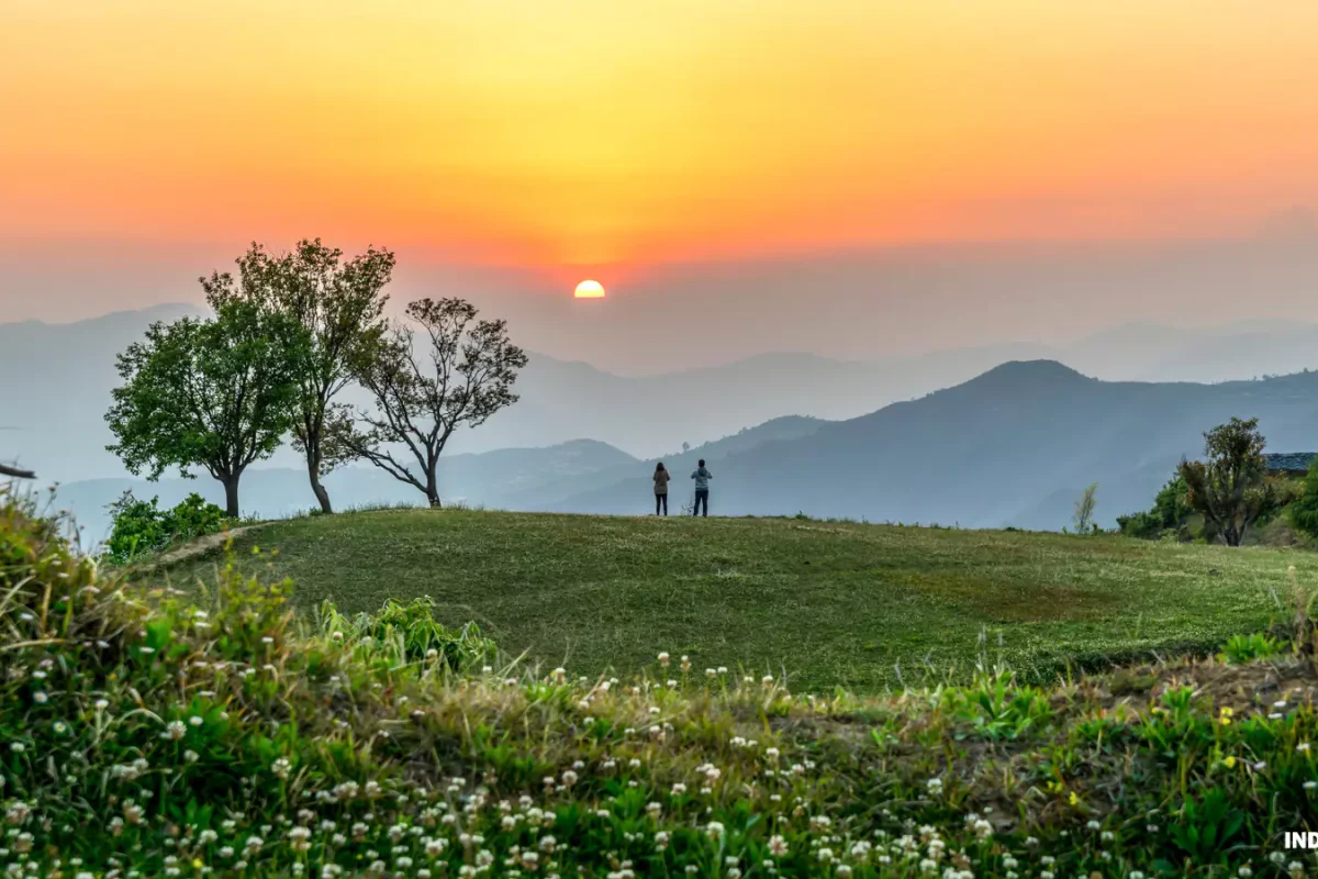b140a2e2-2e1b-49dc-898f-298131edf367_Nag+Tibba_NT_Kumar+Amrit+-+Golden+sunset+in+Nag+tibba+campsite_1_